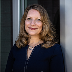 Headshot of Kelly Davis